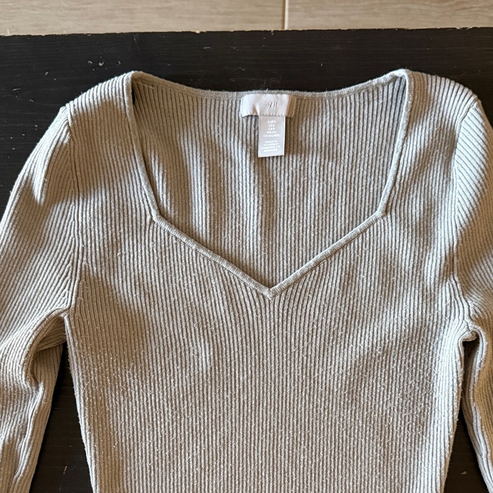 H&M Ribbed Knit Sweater in Tan - Picture 3 of 3